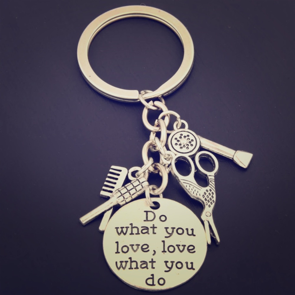 HAIRSTYLIST KEYCHAIN ✂️